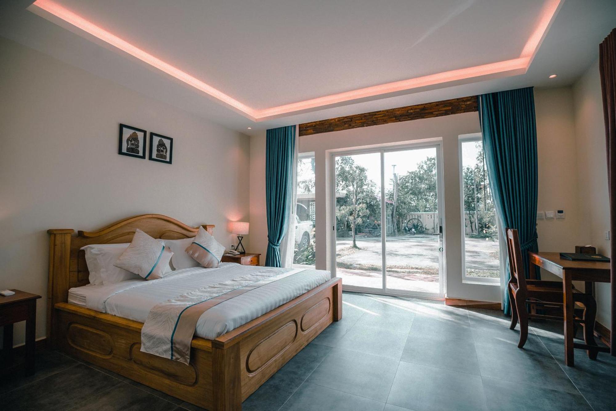 Sokchea Kampot Hotel 외부 사진